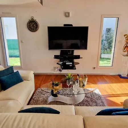 Vila La Mazal, Bord De Mer, Piscine, Double Baignoire Balneo, Climatisation *
