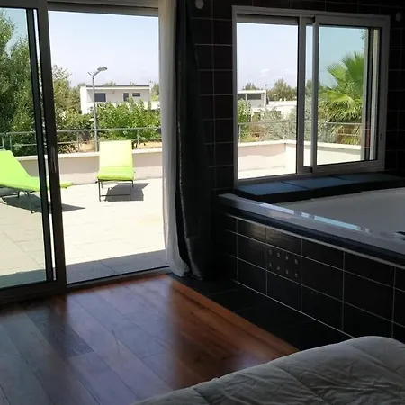 וילה La Mazal, Bord De Mer, Piscine, Double Baignoire Balneo, Climatisation
